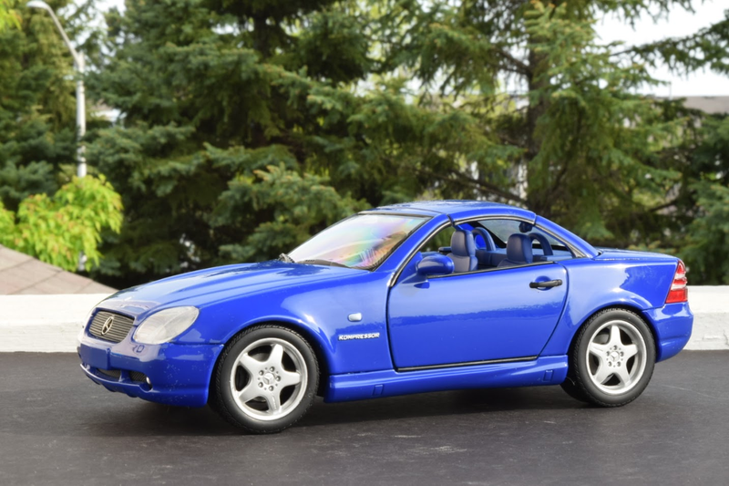 Illustration for article titled Working Top Wednesday: Mercedes Benz SLK 230 Kompressor